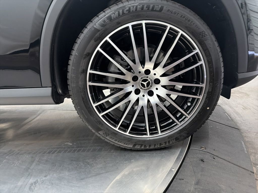 New 2026 Mercedes-Benz GLC 300 image 9
