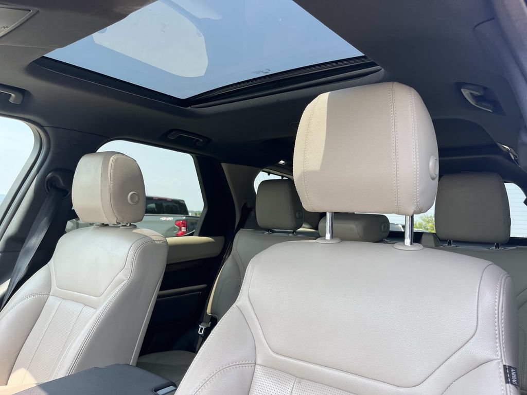 Used 2020 Land Rover Discovery HSE AWD/4WD image 35