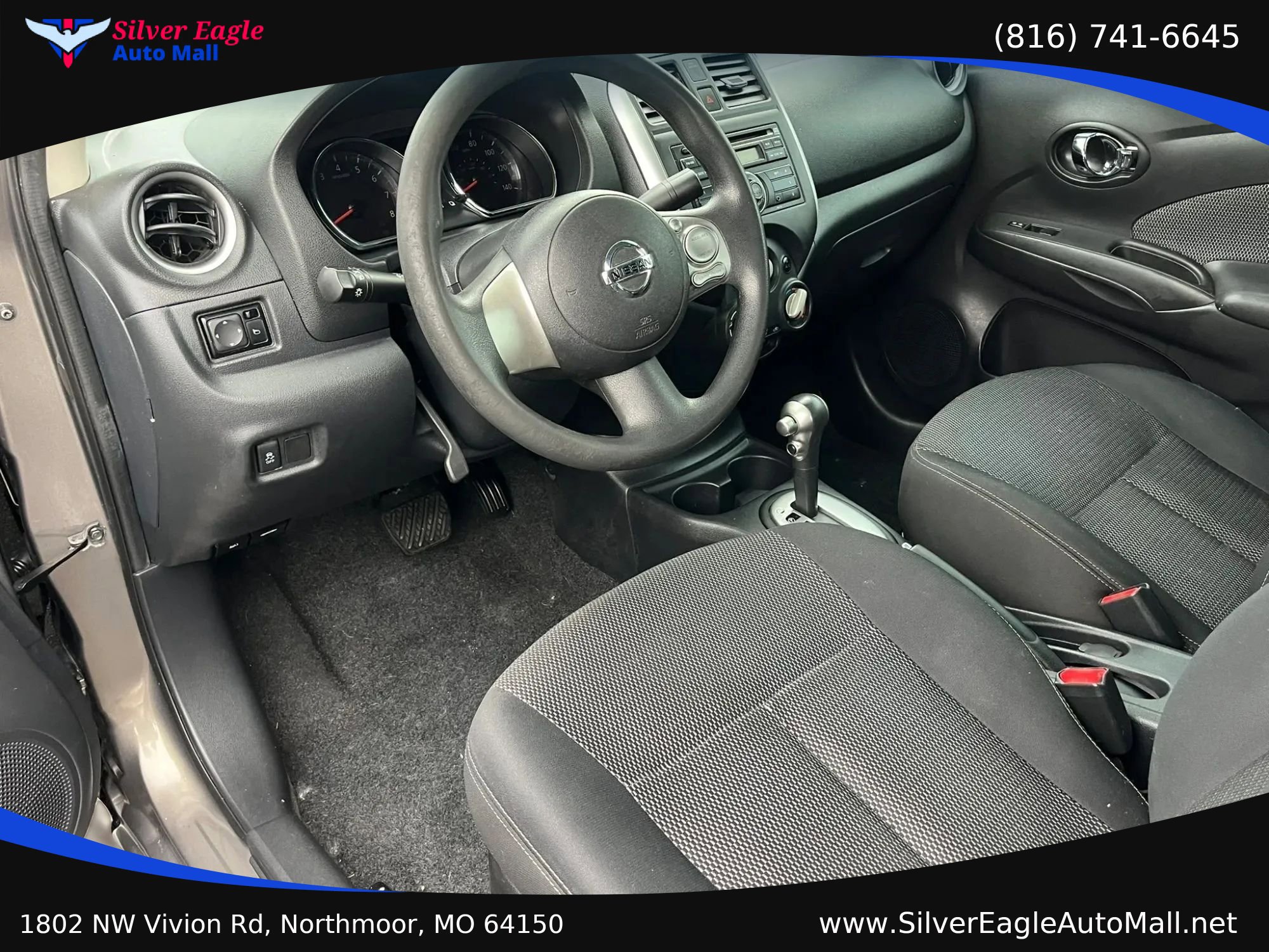 Used 2014 Nissan Versa SV FWD image 5