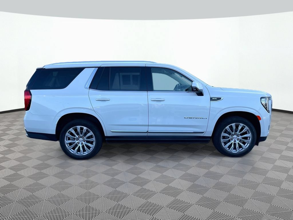 Used 2023 GMC Yukon Denali RWD image 4