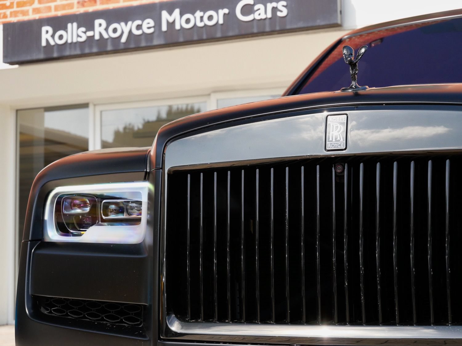 Certified 2023 Rolls-Royce Cullinan Black Badge w/ Dark Exterior Package AWD/4WD image 6