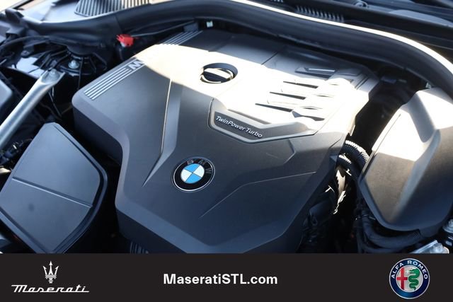 Used 2023 BMW 530i xDrive w/ Premium Package image 9