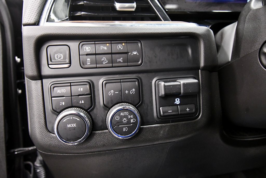 Used 2025 Chevrolet Suburban High Country w/ Sun And Tow Package AWD/4WD image 20