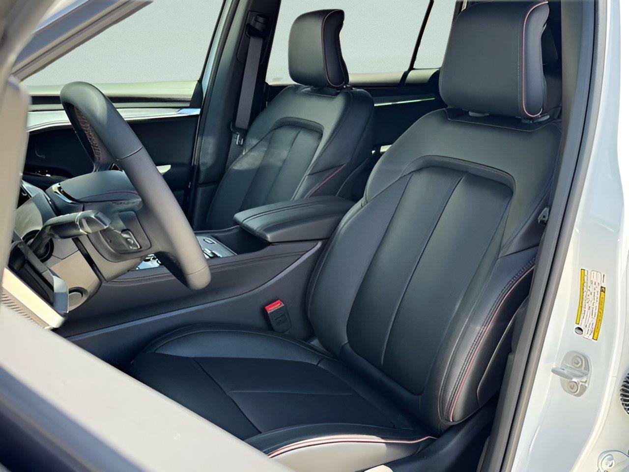 New 2025 Jeep Wagoneer S Launch Edition AWD/4WD image 29