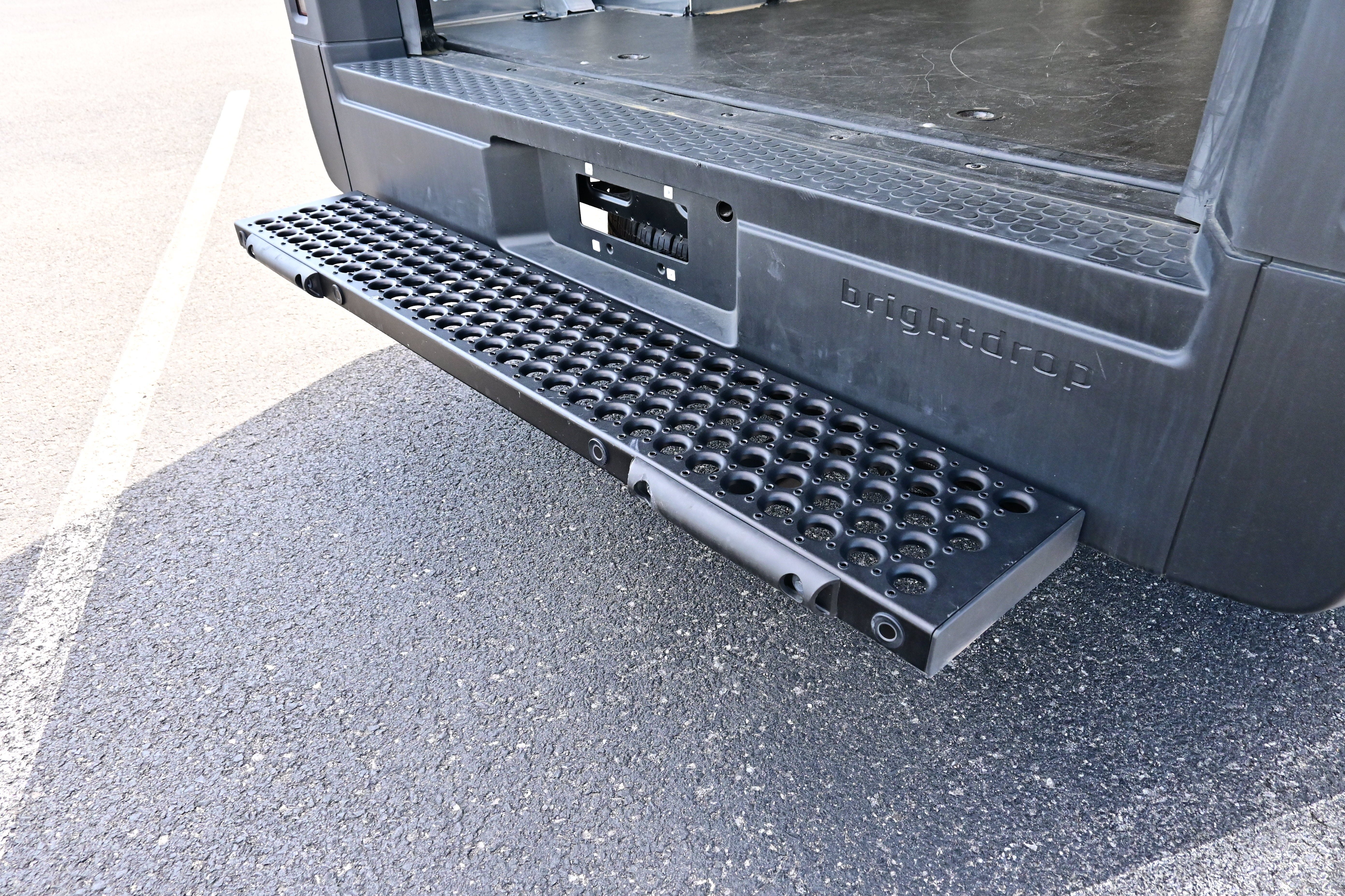 Used 2024 Chevrolet Brightdrop 600 w/ Commercial Equipment Package AWD/4WD image 11