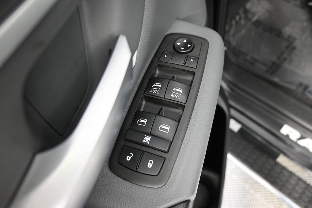 Used 2022 RAM 1500 Big Horn AWD/4WD image 19