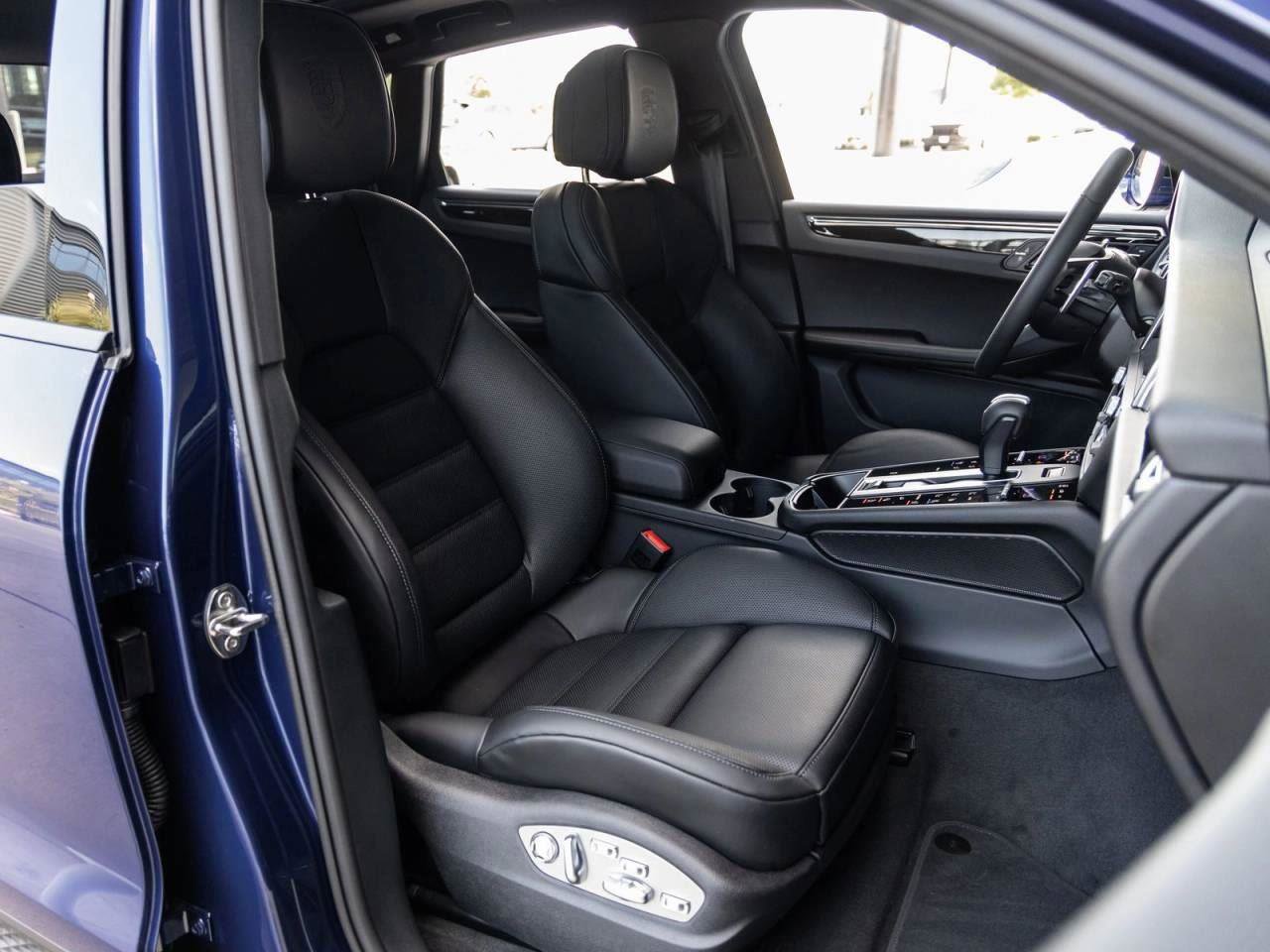 New 2026 Porsche Macan image 96