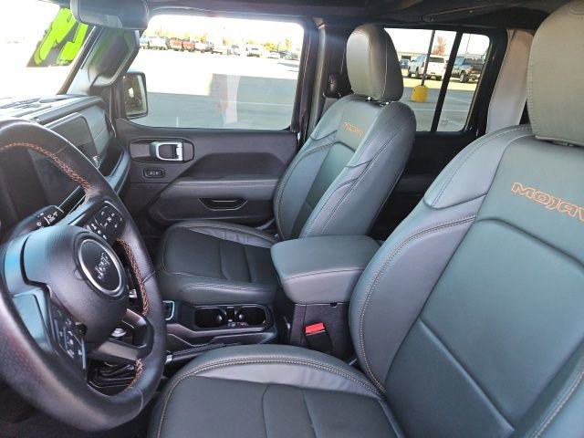 Used 2024 Jeep Gladiator Mojave w/ Convenience Group image 18