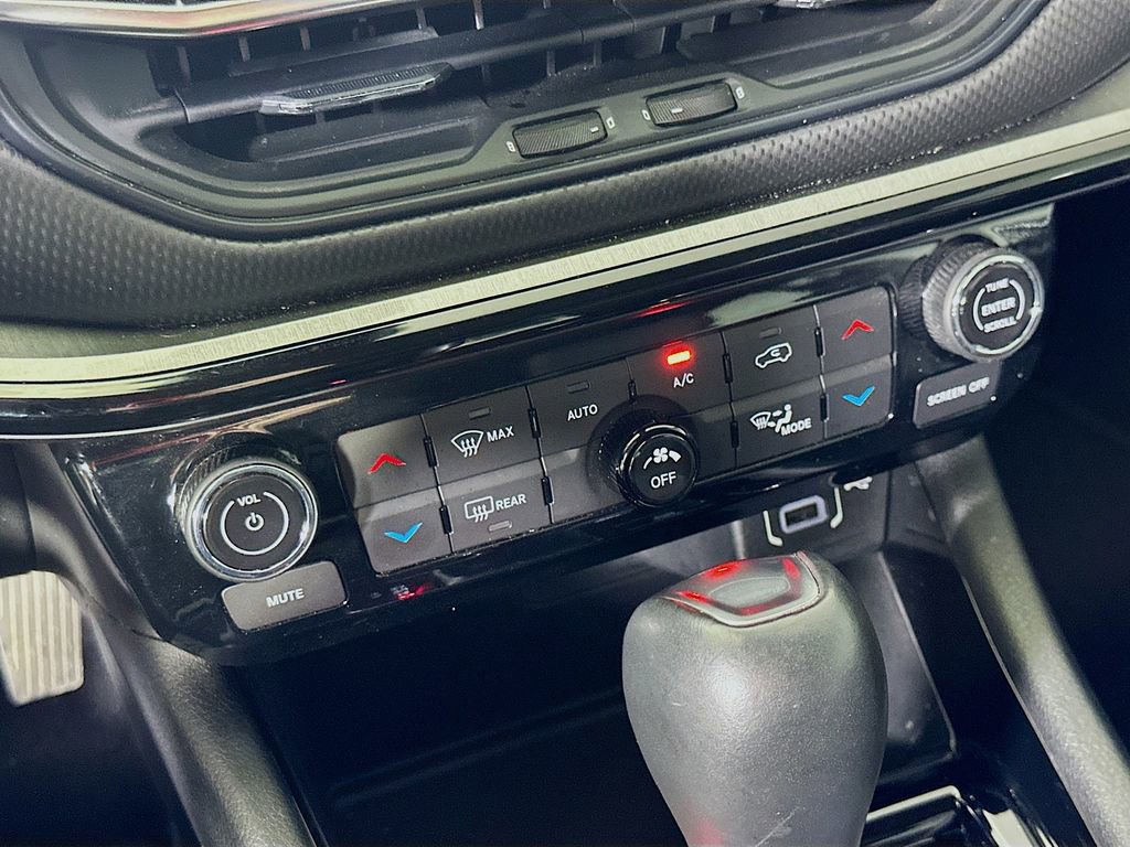 Used 2022 Jeep Compass Trailhawk image 26