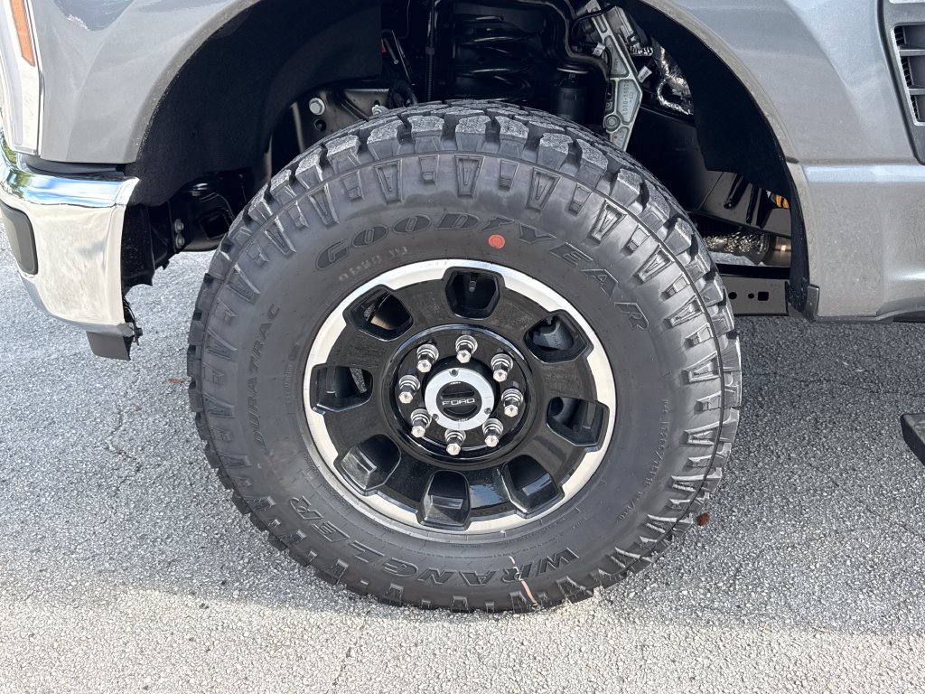 New 2027 Ford F250 Lariat w/ Tremor Off-Road Package AWD/4WD image 10