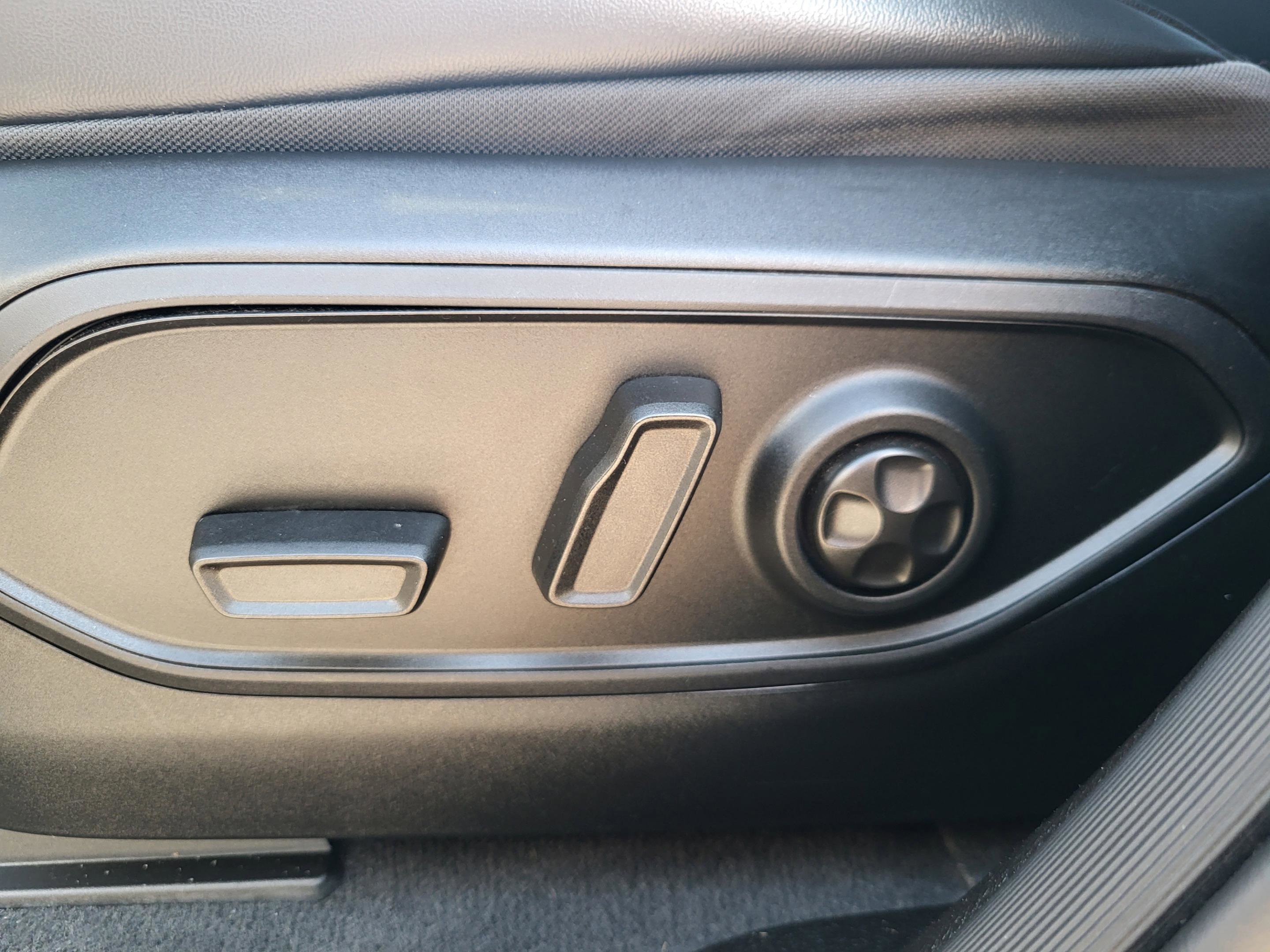 Used 2022 Jeep Grand Cherokee L Limited image 30