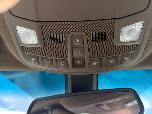 Used 2017 Lincoln MKX Reserve image 31