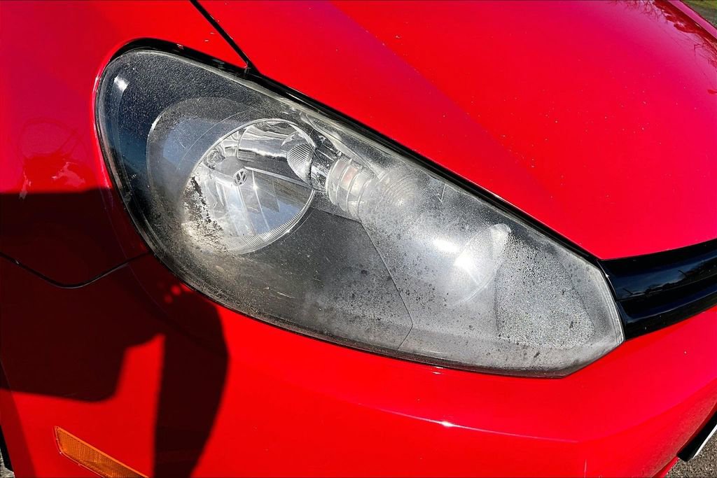 Used 2012 Volkswagen Golf 2-Door image 27