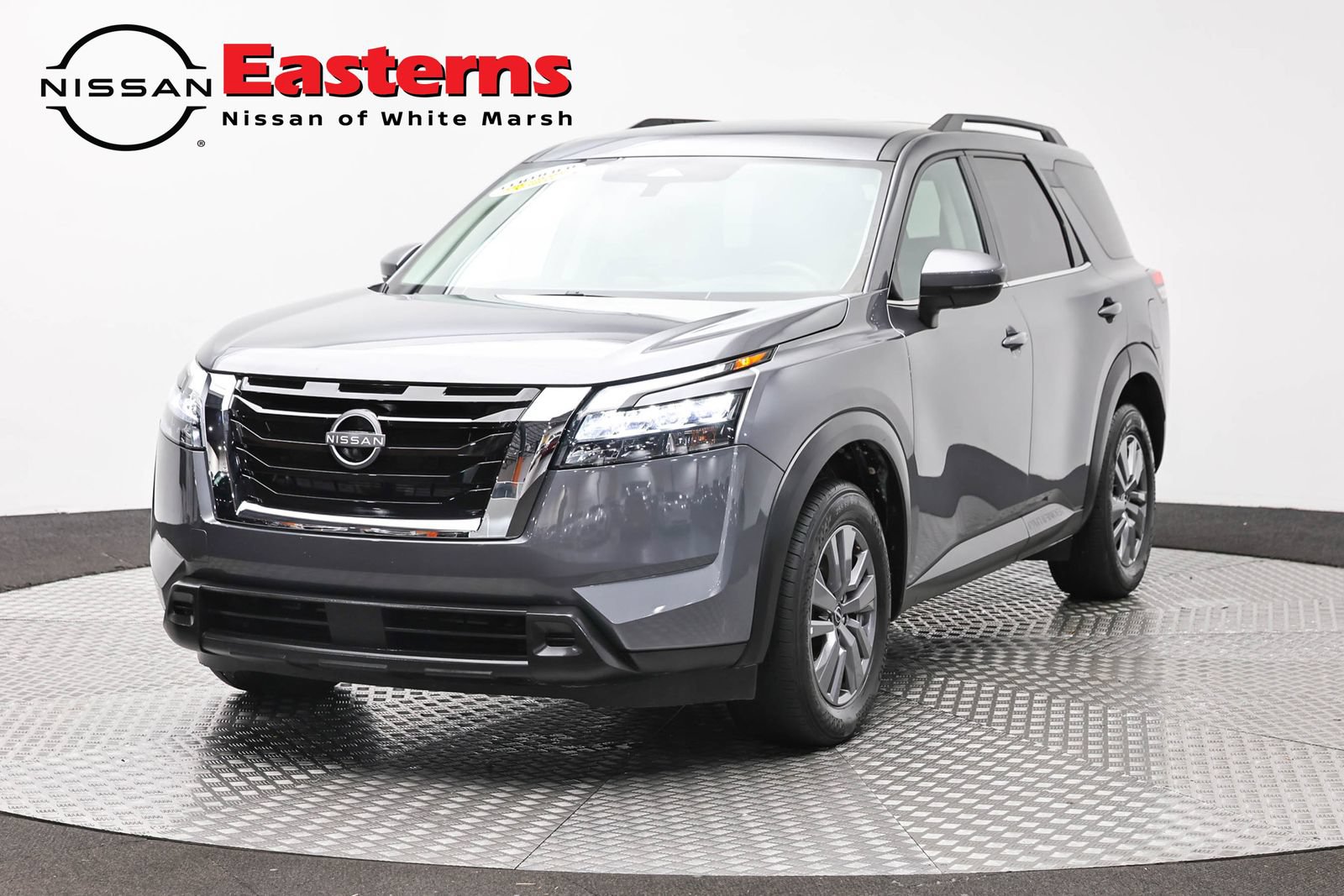 Used 2025 Nissan Pathfinder SV