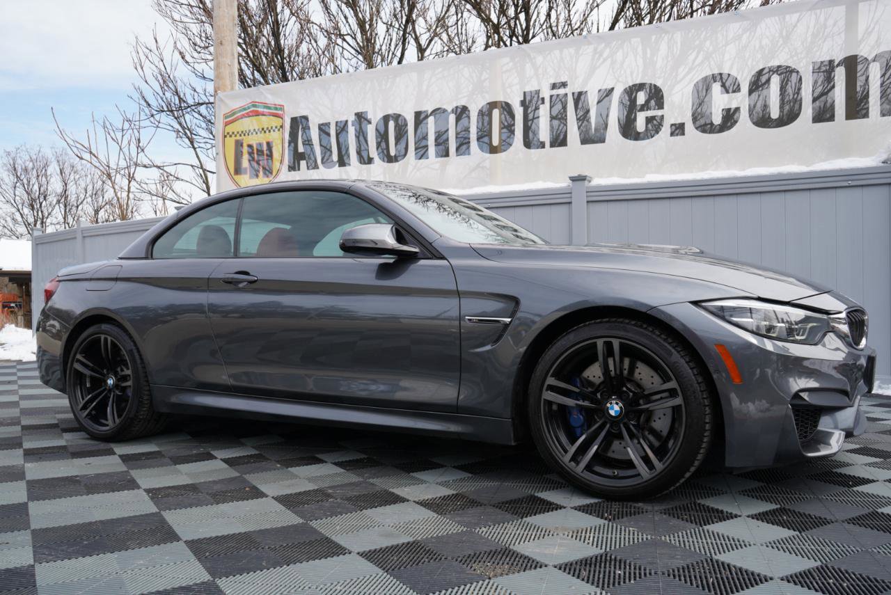 Used 2020 BMW M4 Convertible w/ Executive Package image 3