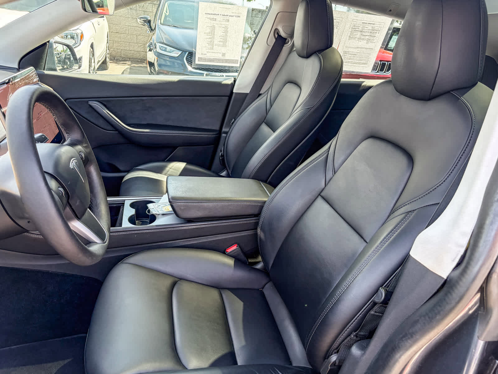 Used 2022 Tesla Model Y Performance AWD/4WD image 16