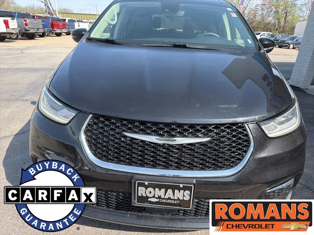 Used 2024 Chrysler Pacifica Select FWD image 8
