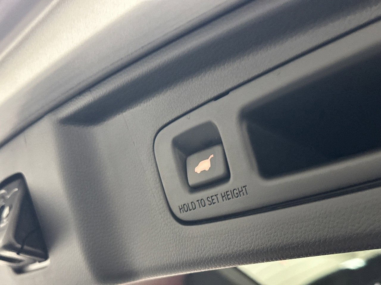 Used 2023 Honda CR-V Sport Touring image 10