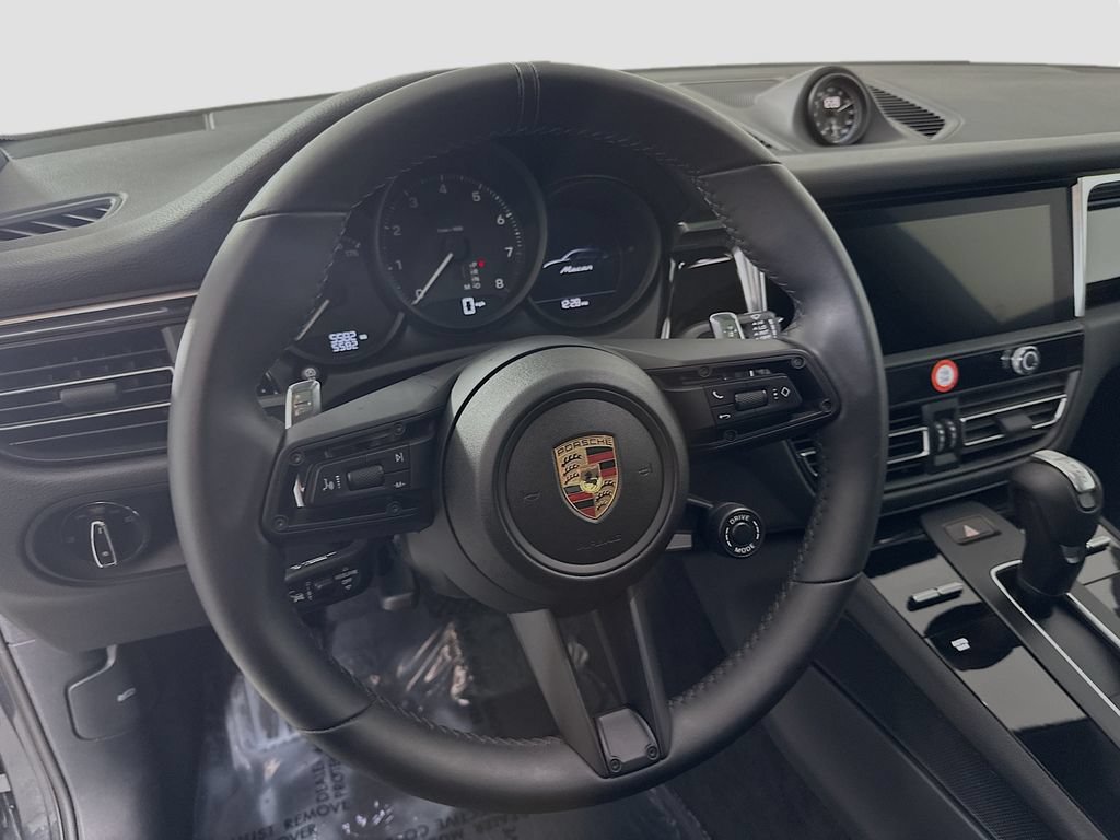 New 2025 Porsche Macan AWD/4WD image 12
