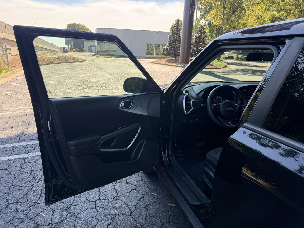 Used 2021 Kia Soul LX FWD image 9