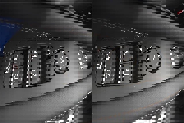 New 2026 BMW X5 xDrive50e w/ Premium Package image 23