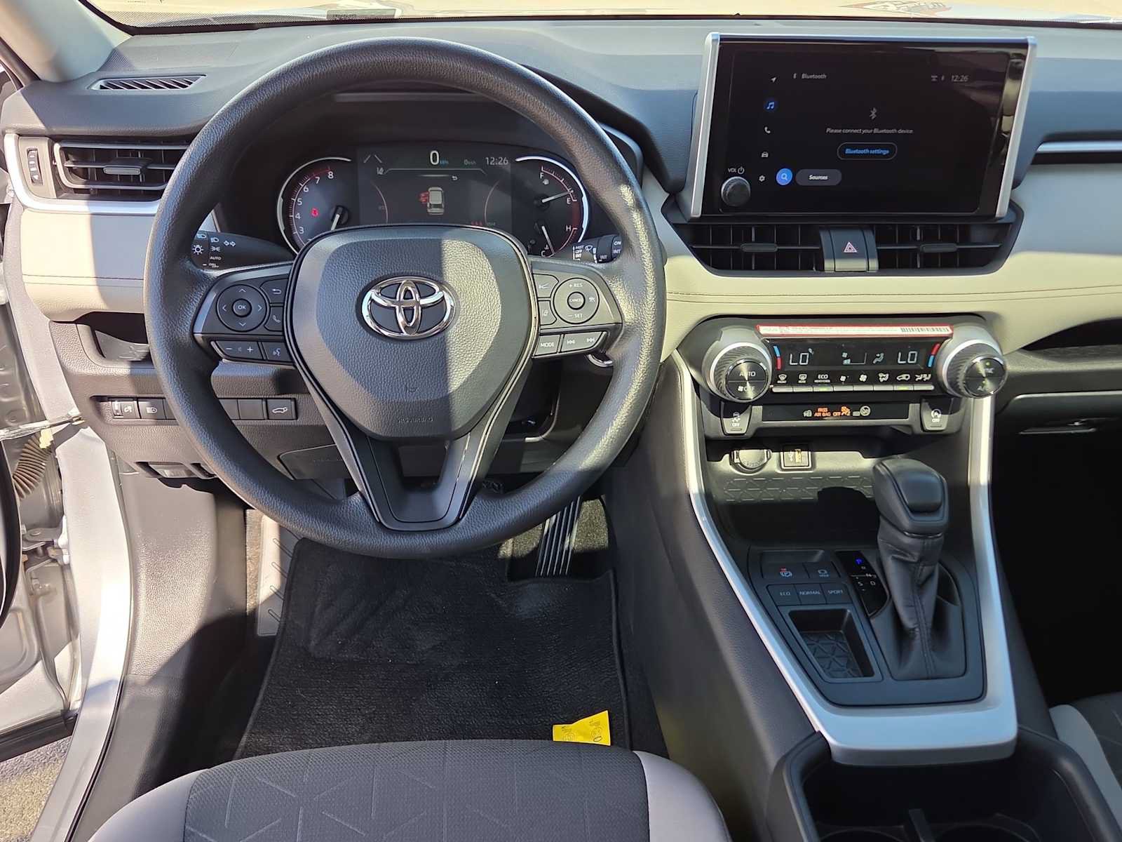 Certified 2025 Toyota RAV4 XLE w/ Convenience Package FWD image 13