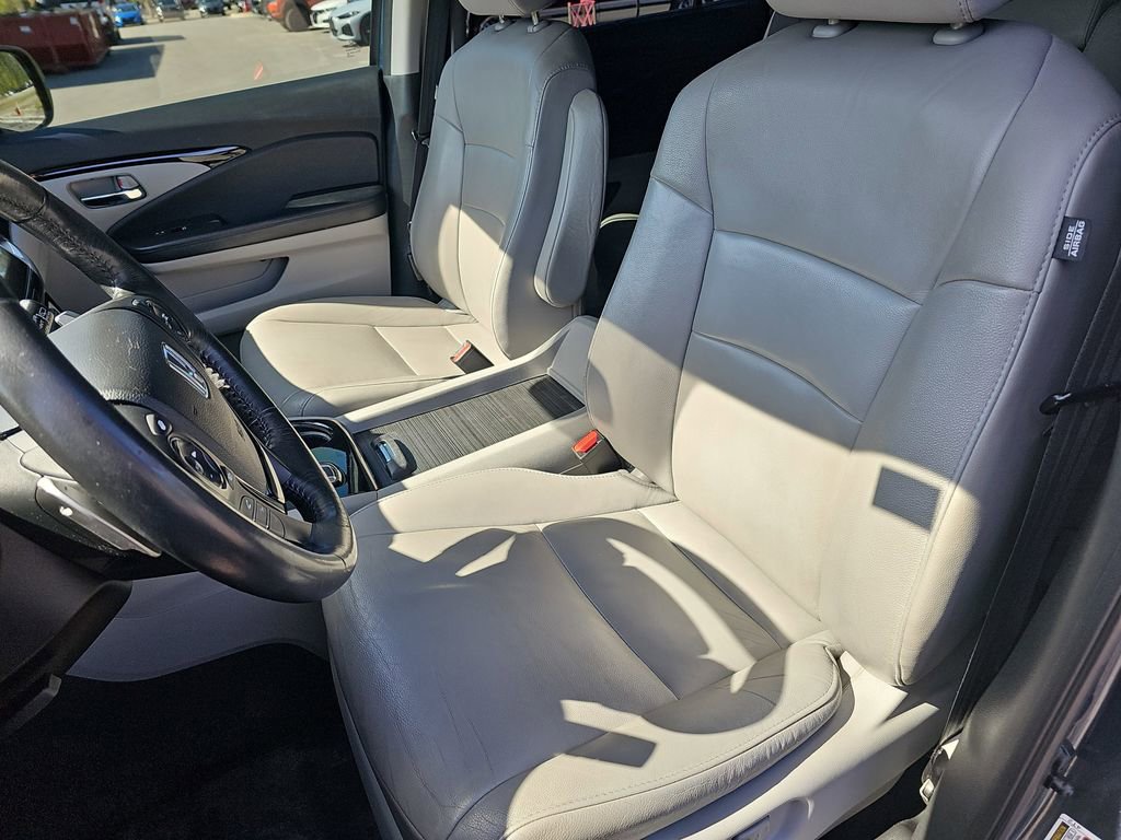 Used 2017 Honda Pilot Touring image 20