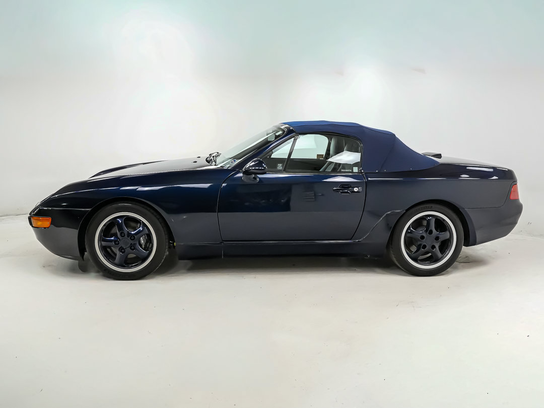 Used 1992 Porsche 968 Cabriolet RWD image 2