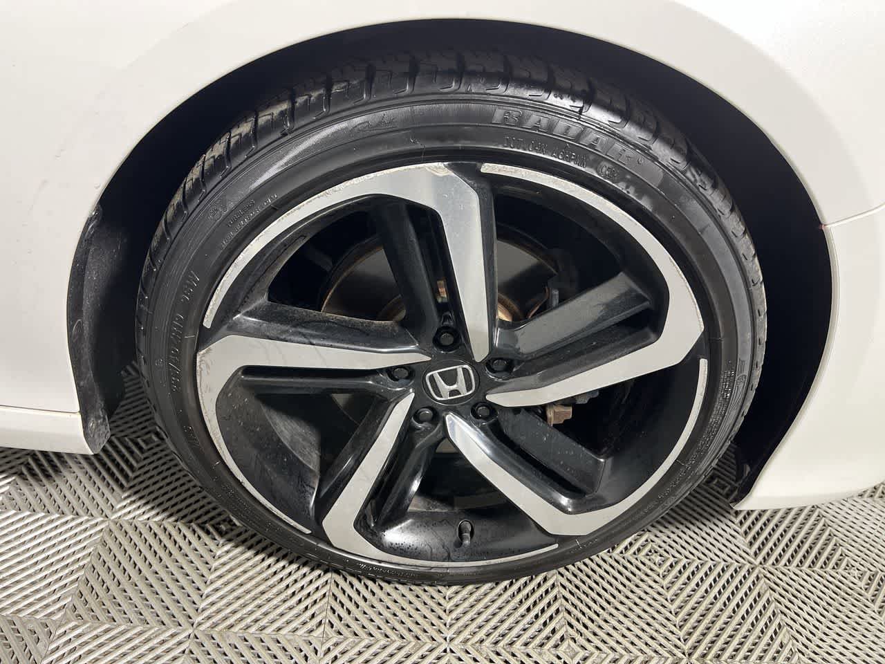Used 2019 Honda Accord Sport image 10
