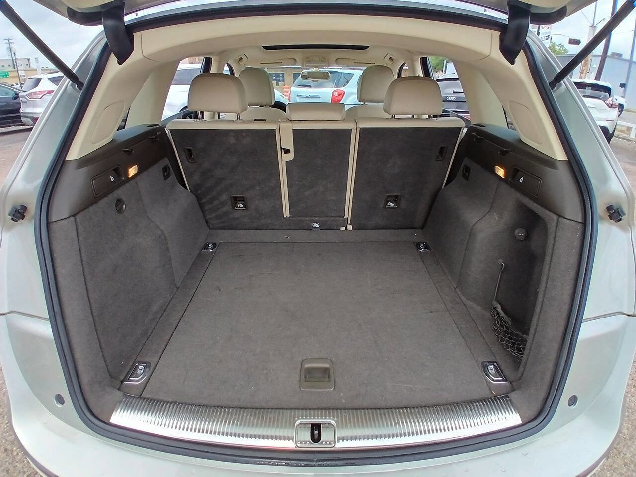 Used 2016 Audi Q5 2.0T Premium Plus w/ Technology Package AWD/4WD image 16