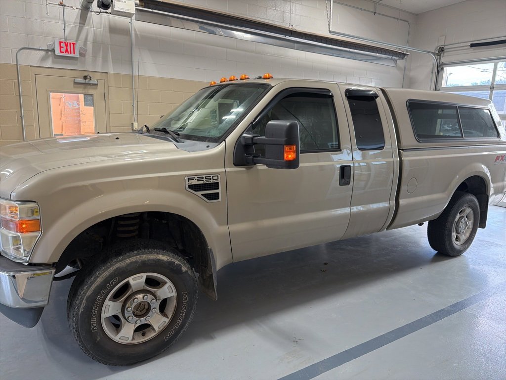 Used 2010 Ford F250 XL image 4