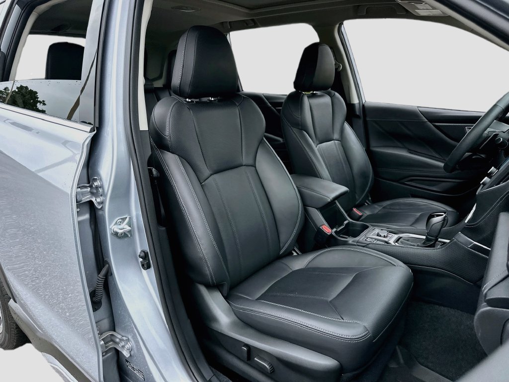 Certified 2024 Subaru Forester Touring AWD/4WD image 30
