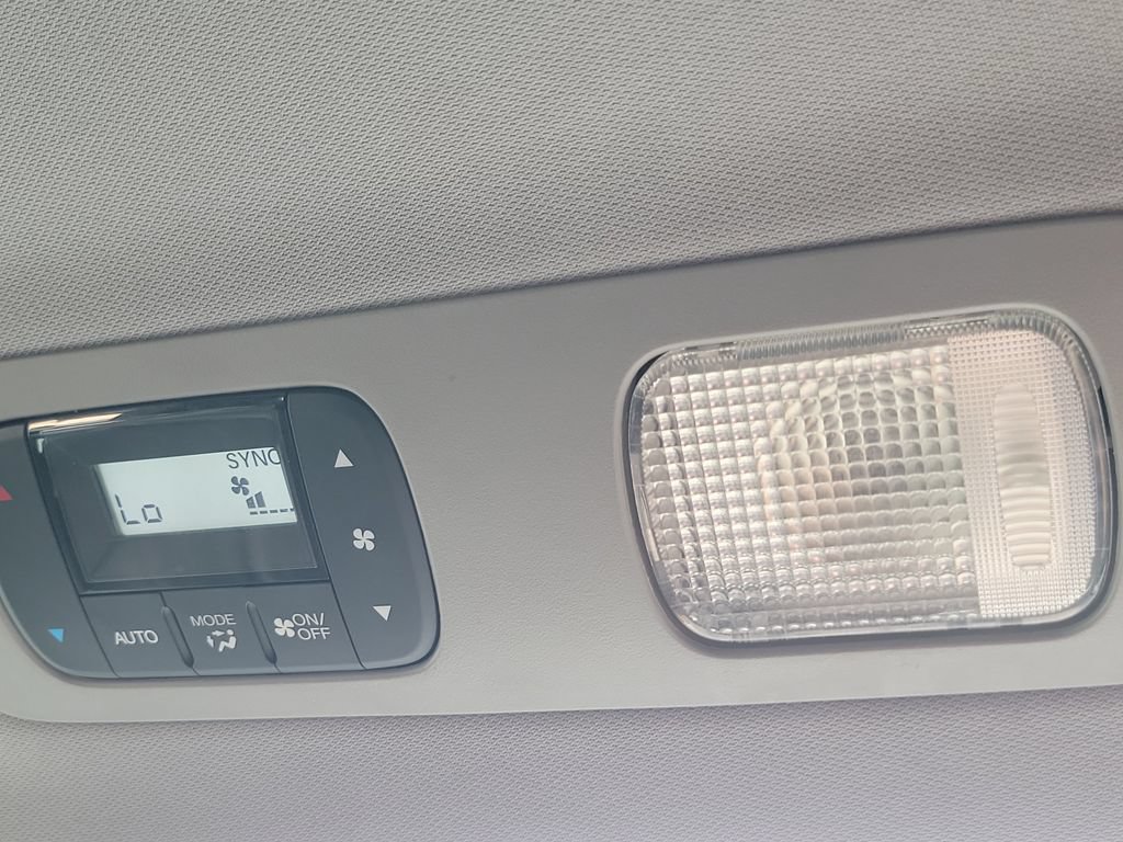 Used 2018 Honda Odyssey Elite image 26