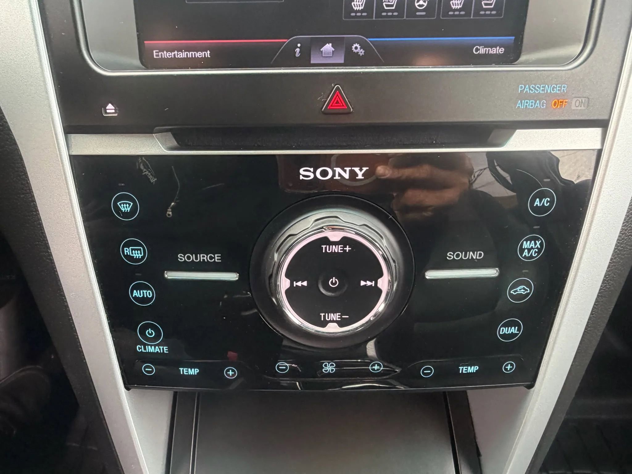 Used 2013 Ford Explorer Limited image 29