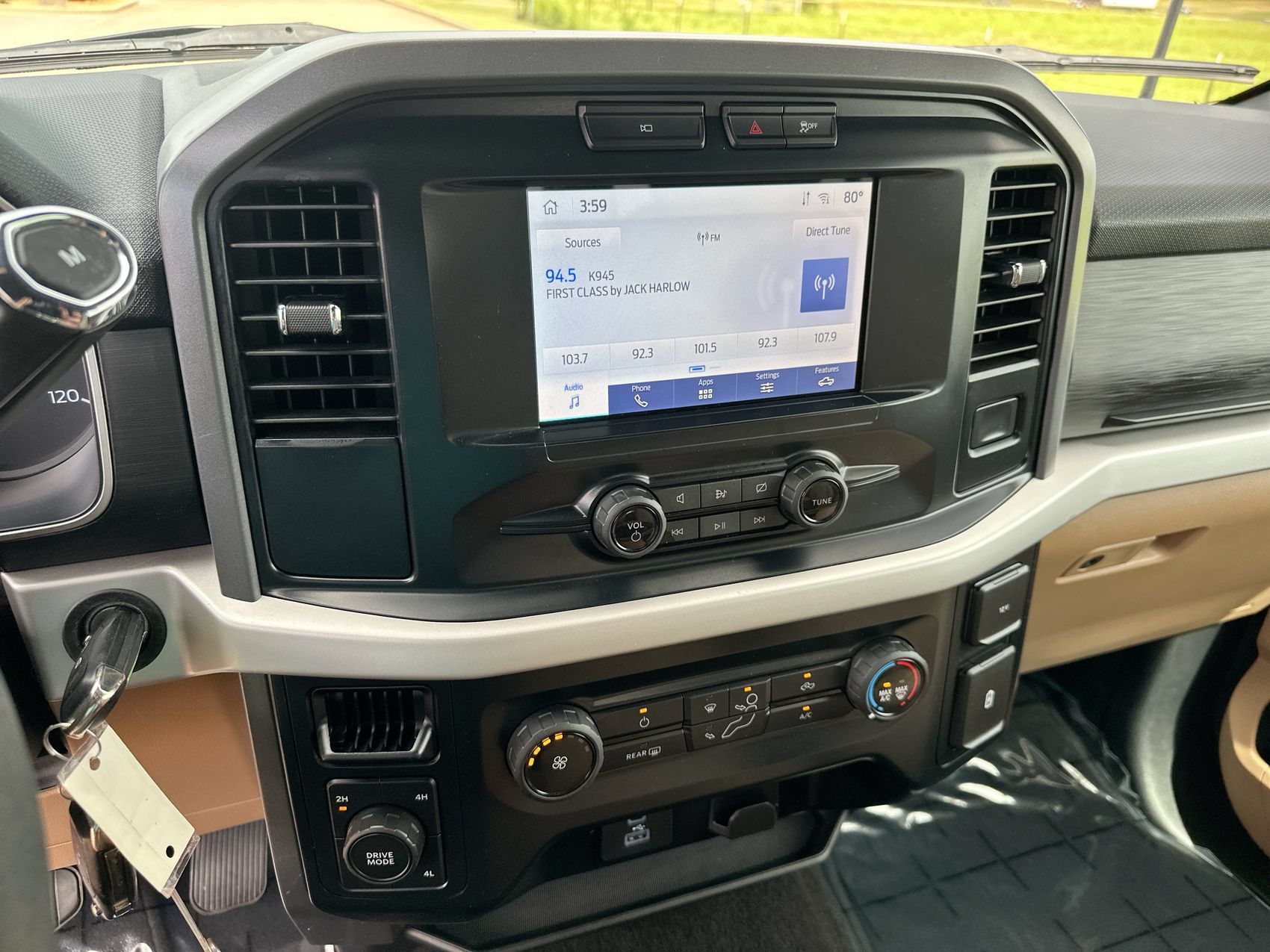 Used 2023 Ford F150 XLT AWD/4WD image 16