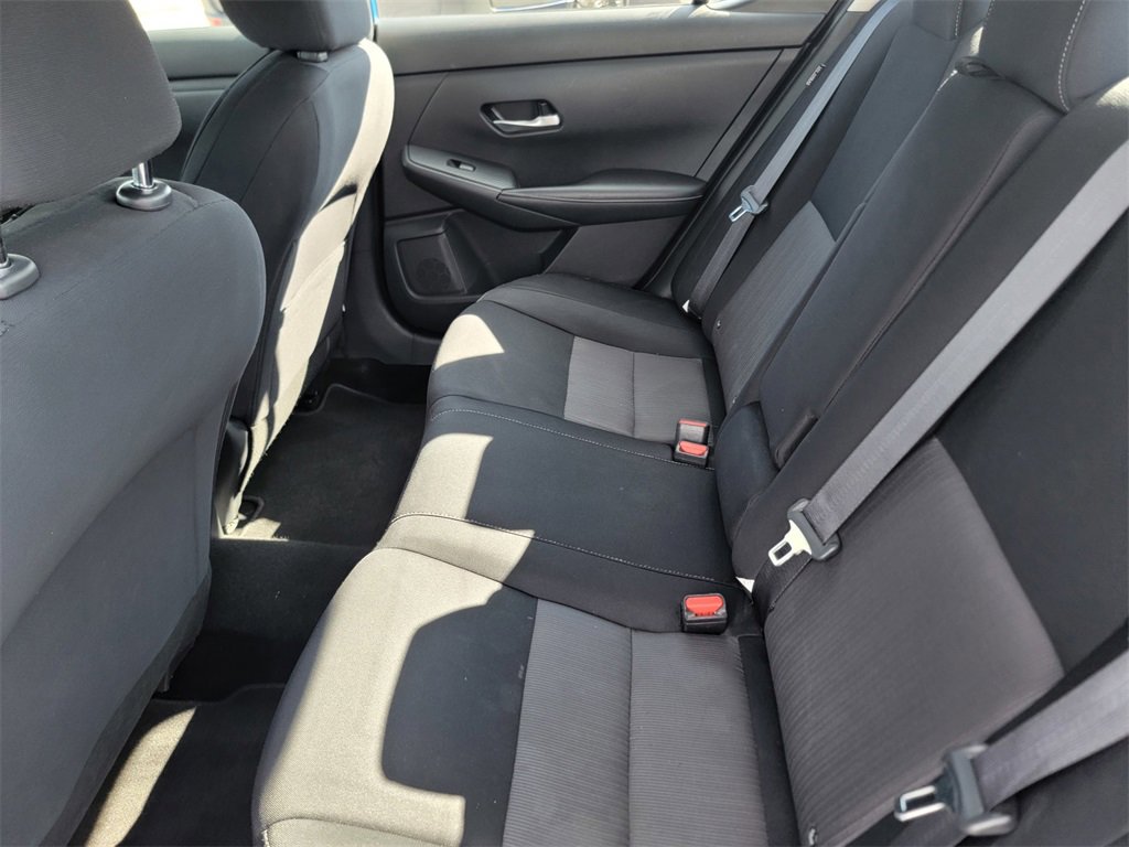 Used 2021 Nissan Sentra SV image 15