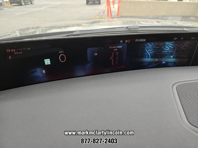New 2026 Lincoln Navigator Reserve AWD/4WD image 23