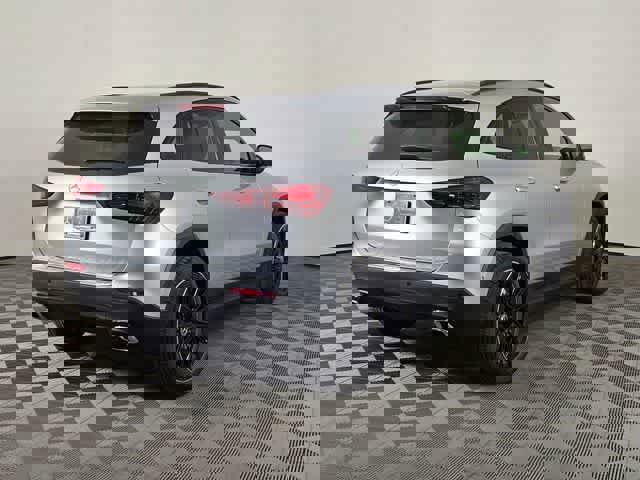 Certified 2026 Mercedes-Benz GLA 250 4MATIC image 5