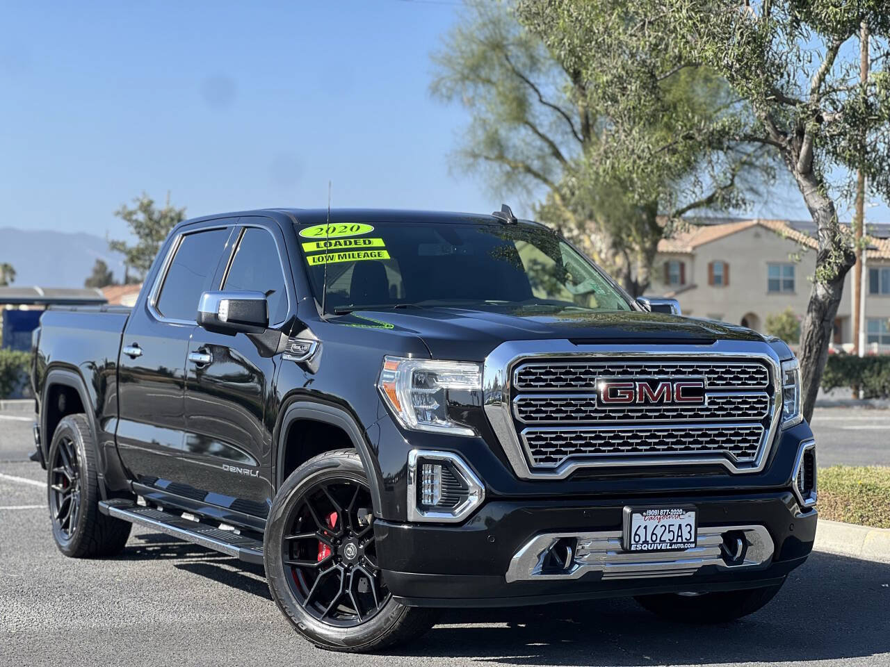 Used 2020 GMC Sierra 1500 Denali RWD image 1
