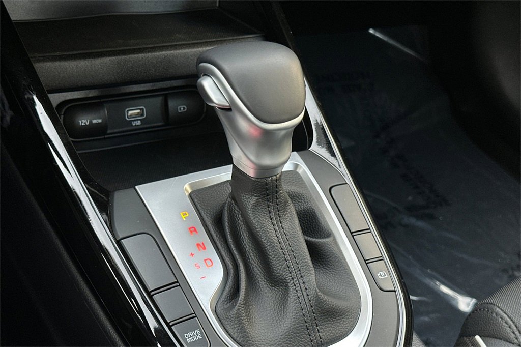 Used 2023 Kia Forte GT-Line image 23