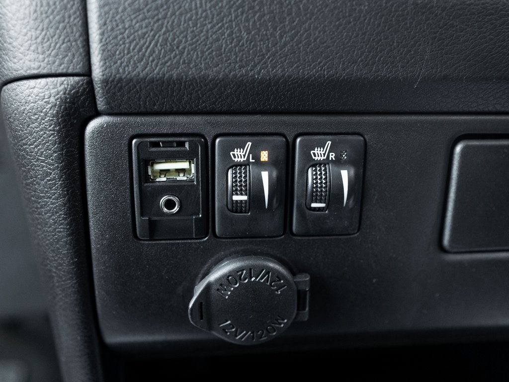 Used 2016 Toyota Sienna SE Premium image 19