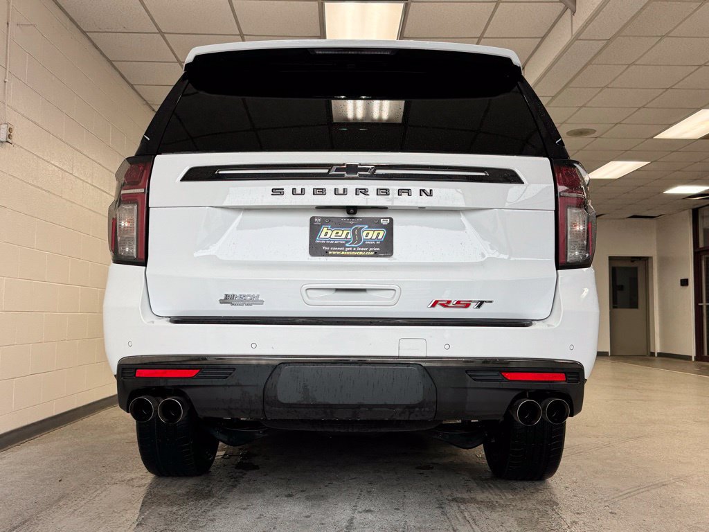 Used 2022 Chevrolet Suburban RST w/ Sport Performance Package AWD/4WD image 5