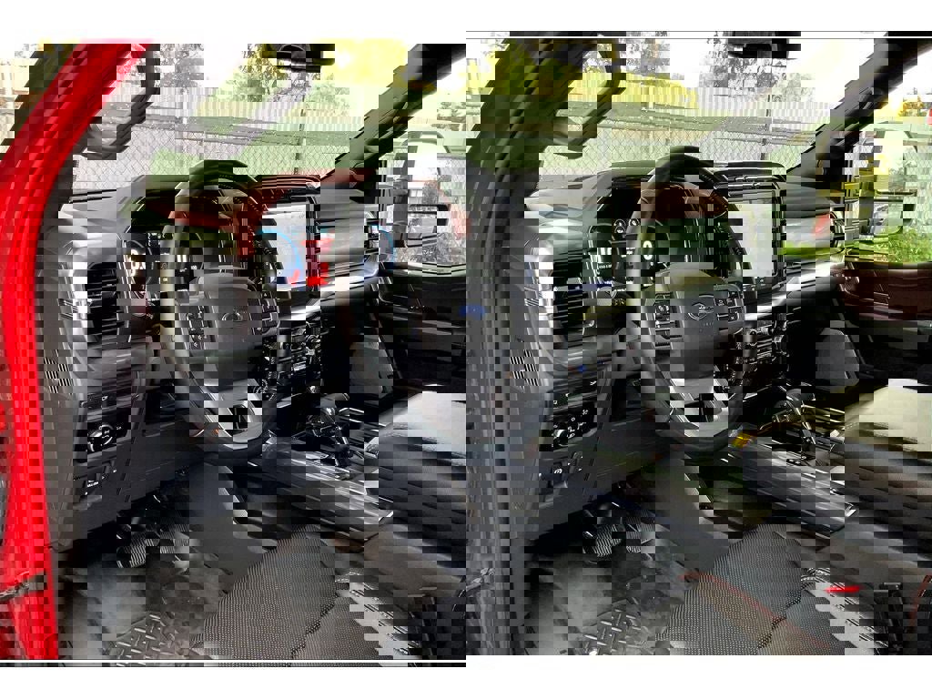 Used 2023 Ford F150 Lariat image 16