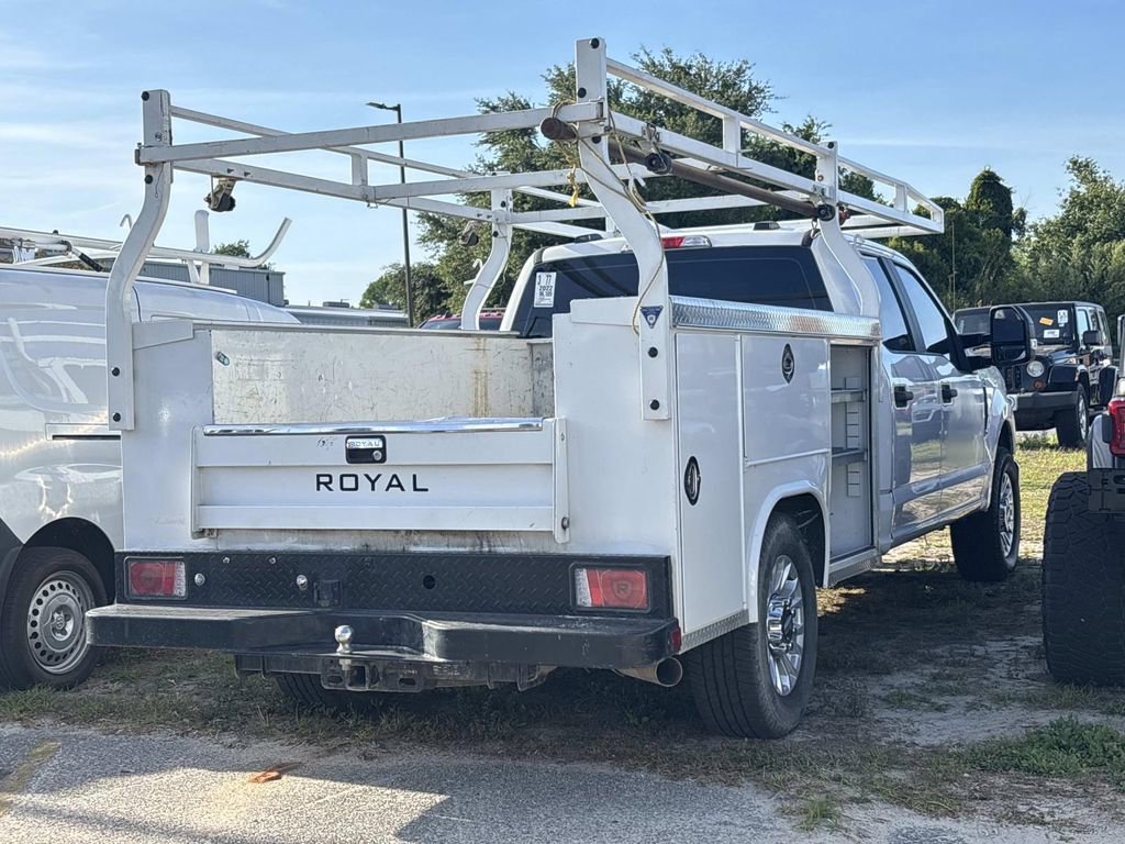 Used 2022 Ford F250 XL w/ STX Appearance Package RWD image 4