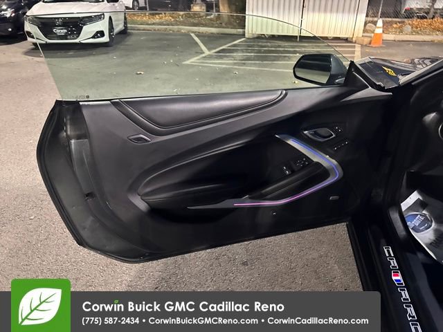Used 2017 Chevrolet Camaro SS image 11