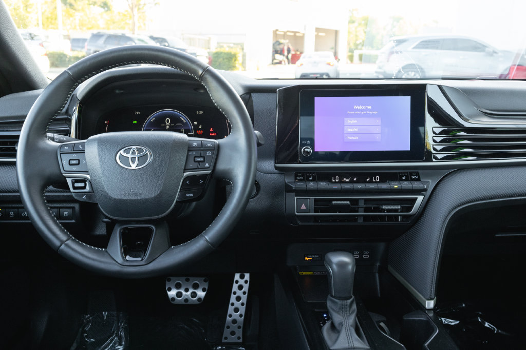 Certified 2025 Toyota Camry SE w/ Convenience Package FWD image 25