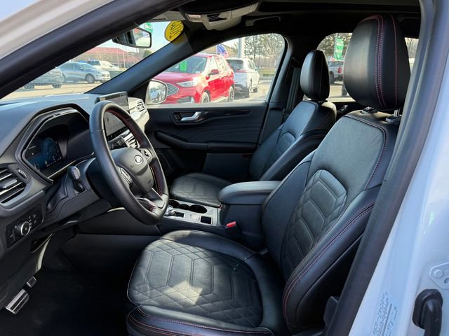 Certified 2023 Ford Escape ST-Line Elite w/ Premium Technology Package image 6