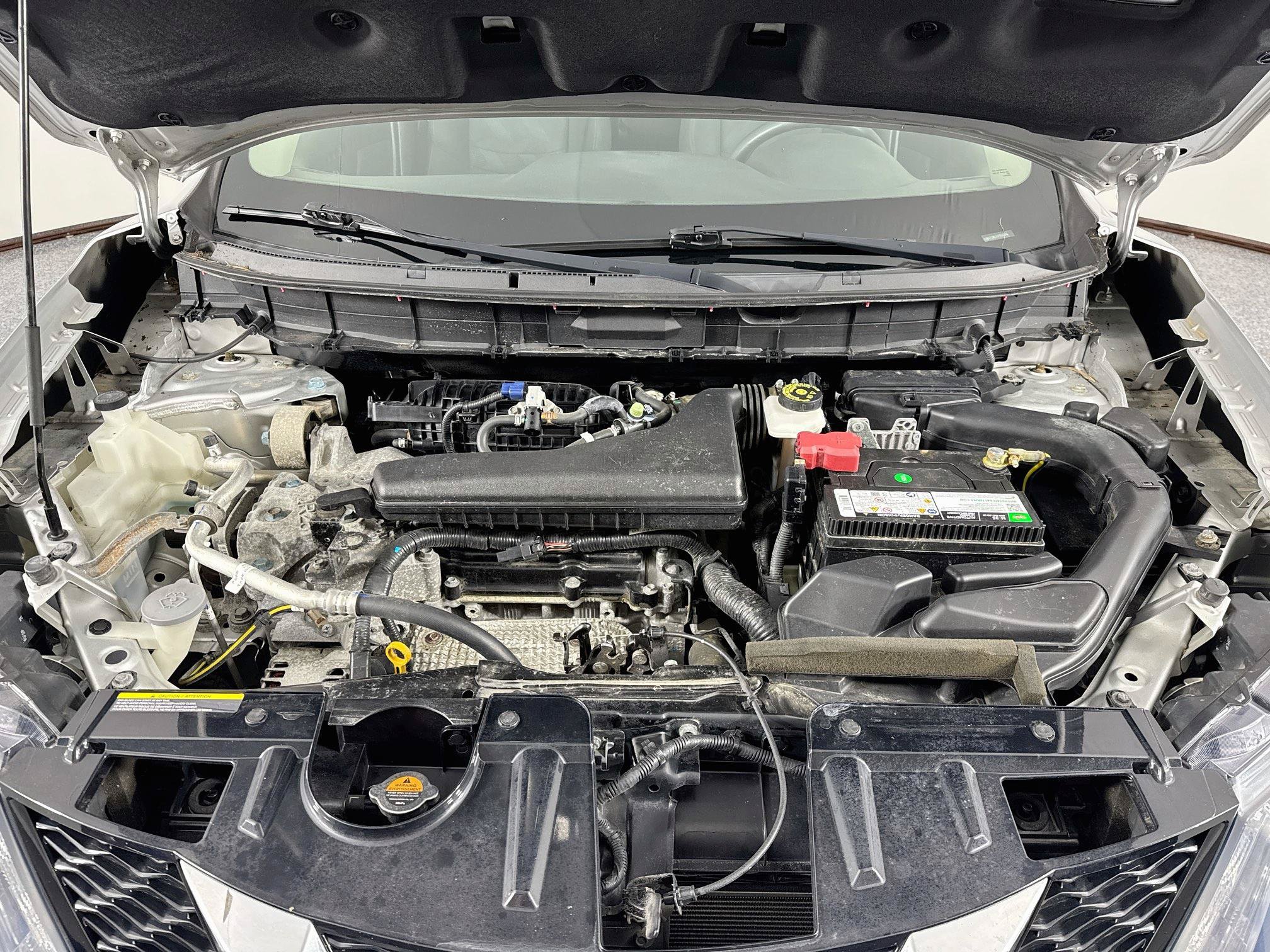 Used 2016 Nissan Rogue SV AWD/4WD image 28