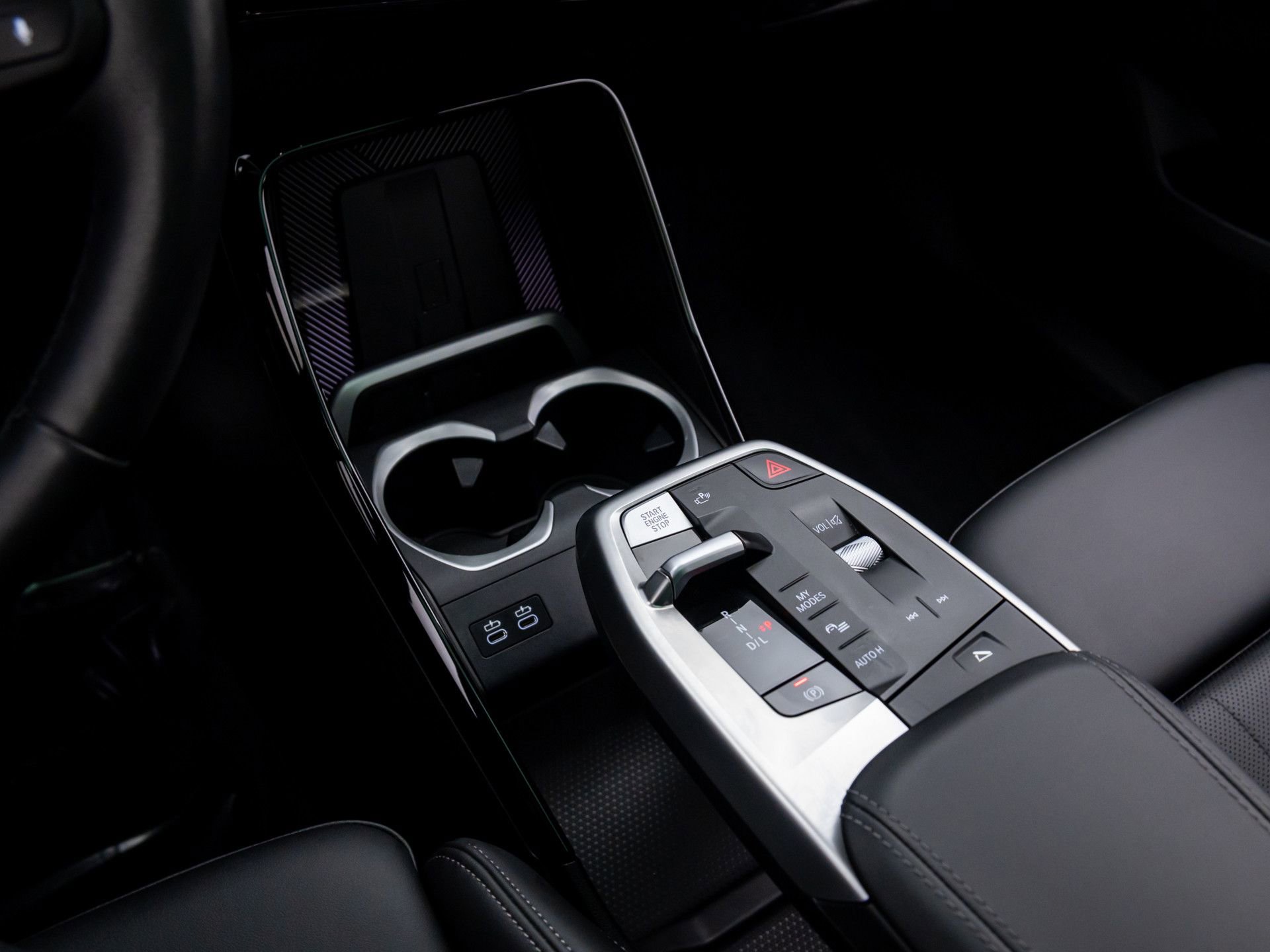 Certified 2025 BMW X2 xDrive28i w/ Premium Package image 12