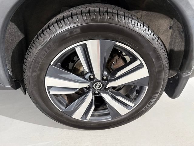 Used 2021 Nissan Rogue SL w/ Premium Package FWD image 7